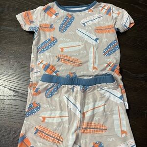 Surfboard Pattern Kids Pajama Set